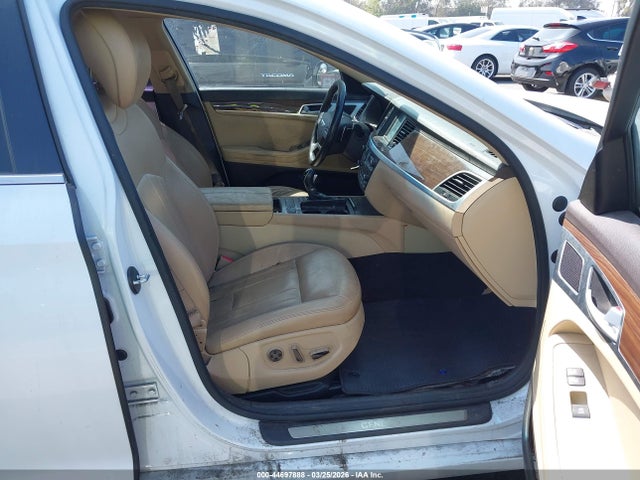 Hyundai Genesis 3.8