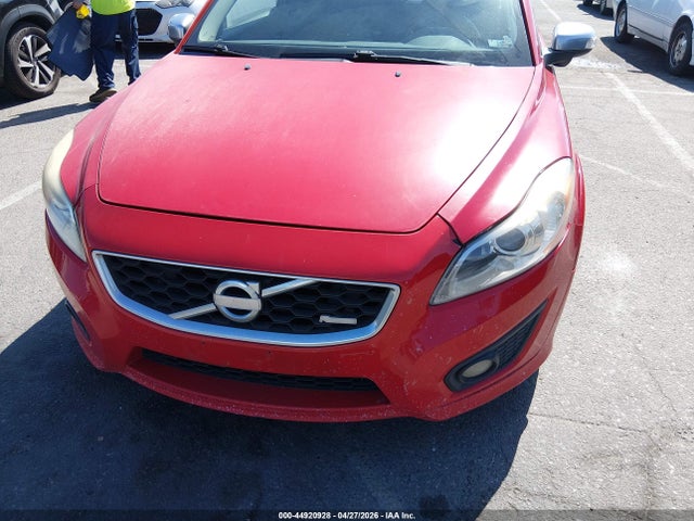 Volvo C30 T5
