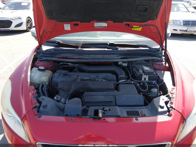 Volvo C30 T5