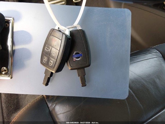 Volvo C30 T5