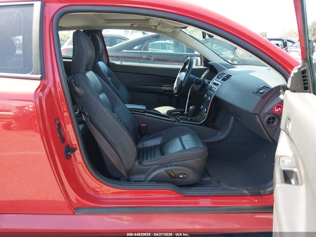 Volvo C30 T5
