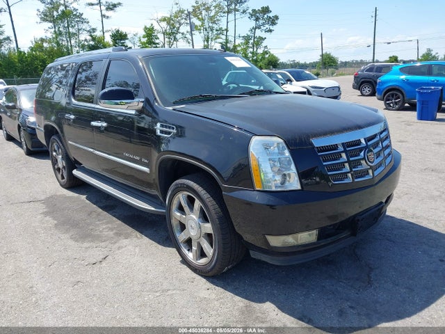 Salvage Cadillac Escalade Image