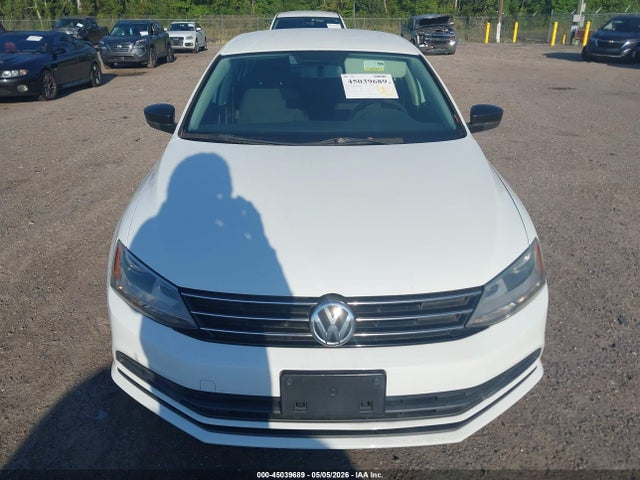 Volkswagen Jetta 2.0l S