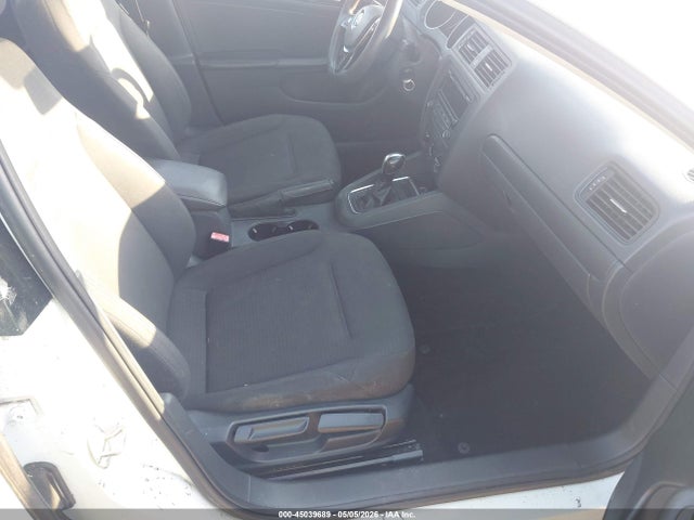 Volkswagen Jetta 2.0l S
