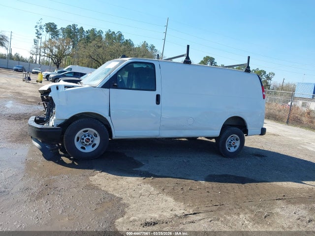 GMC Savana Rwd 3500 Regular Wheelbase Work Van