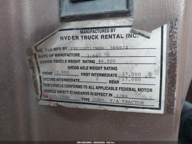 Freightliner Conventional Fld120