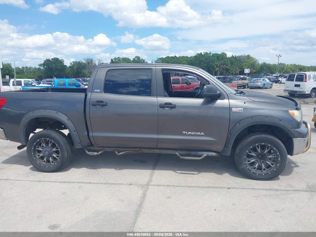 Toyota Tundra Grade 5.7l V8