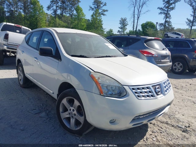 Salvage Nissan Rogue Image