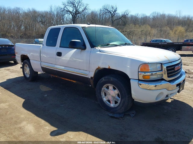 Salvage GMC Sierra 1500 Image