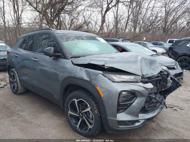Salvage Chevrolet Trailblazer Image