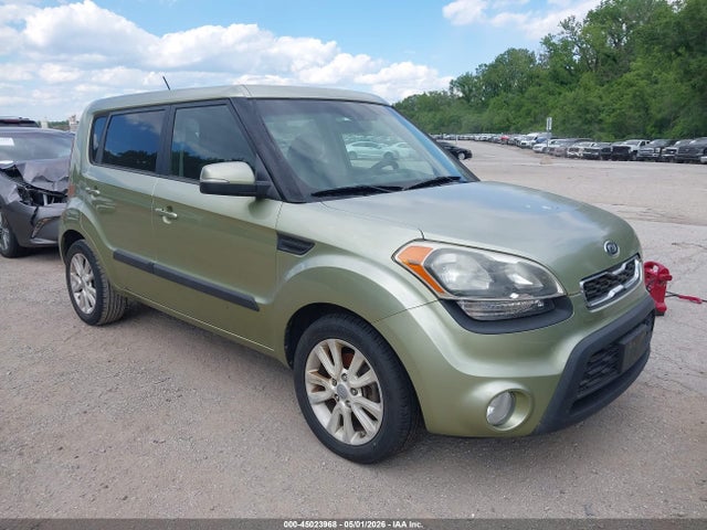 Salvage Kia Soul Image