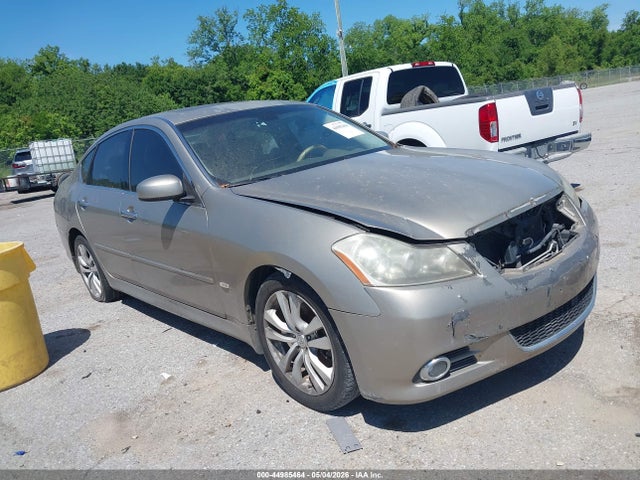 Salvage INFINITI M35 Image