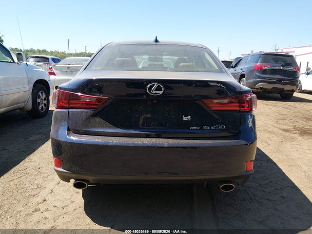 Lexus Is