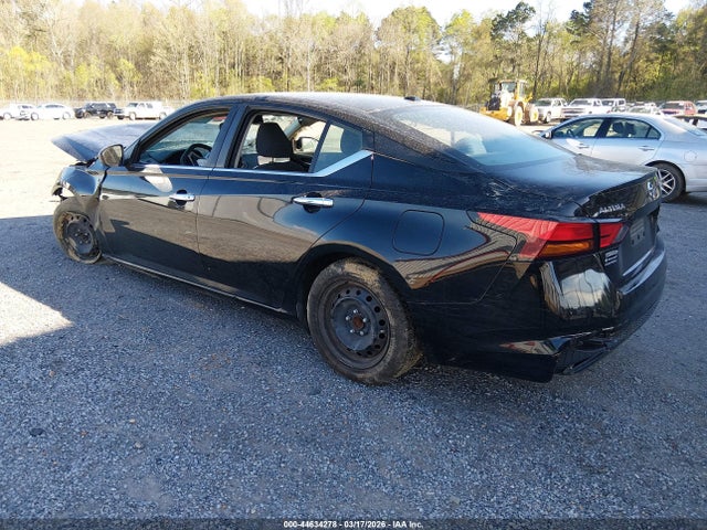 Nissan Altima S Fwd