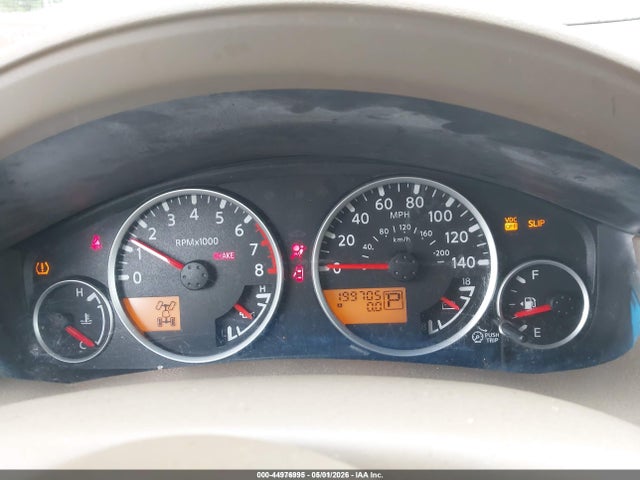 Nissan Pathfinder Se
