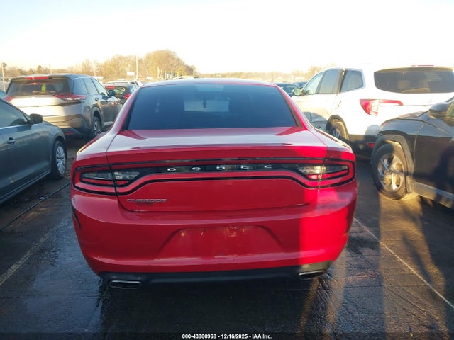 Dodge Charger Se