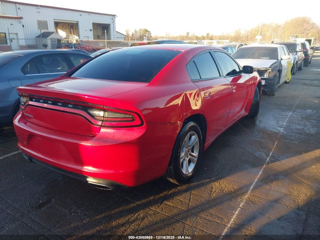 Dodge Charger Se