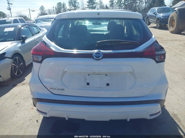 Nissan Kicks S Xtronic Cvt