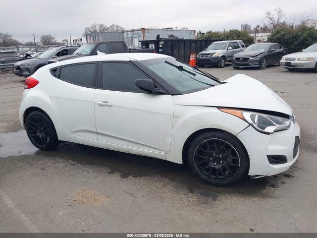 Hyundai VELOSTER