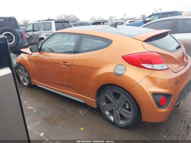 Hyundai VELOSTER Turbo