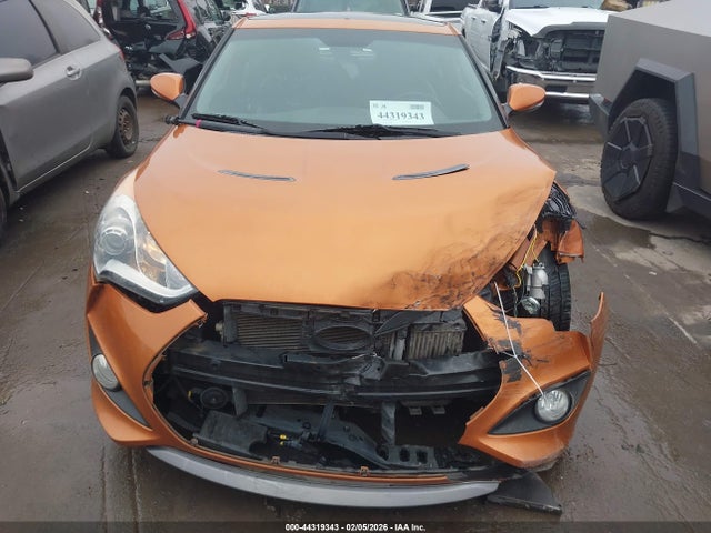 Hyundai VELOSTER Turbo