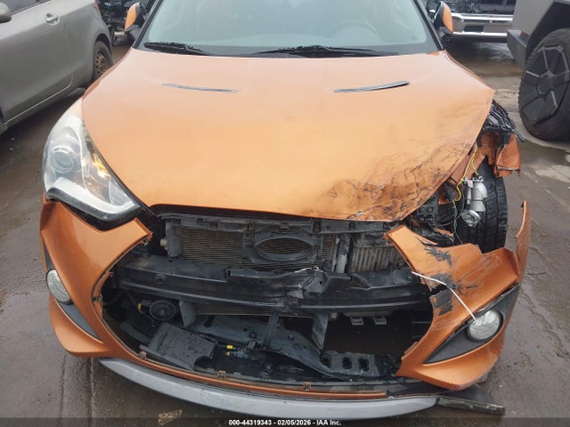 Hyundai VELOSTER Turbo