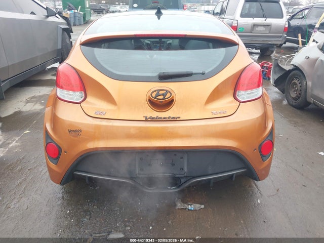 Hyundai VELOSTER Turbo
