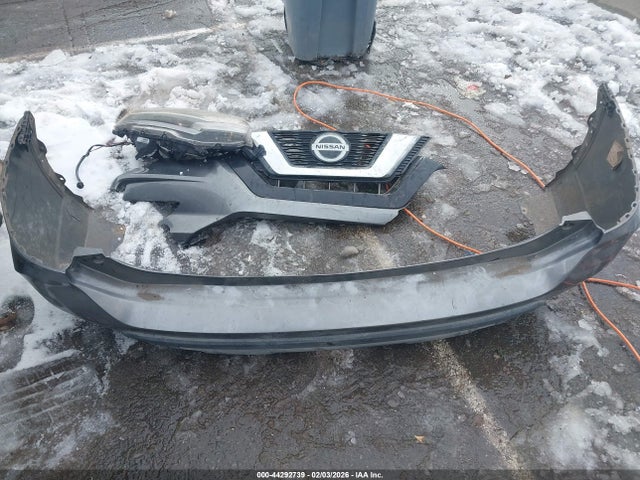 Nissan Rogue S Fwd