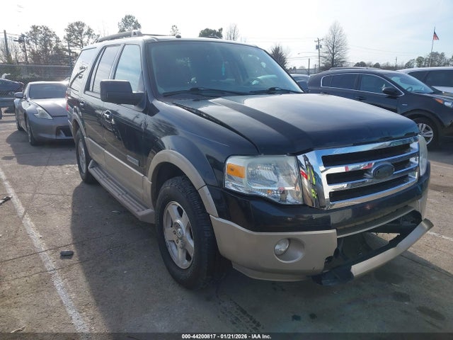Salvage Ford Expedition Image