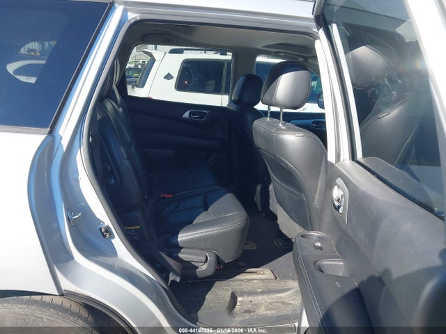 Nissan Pathfinder Sl