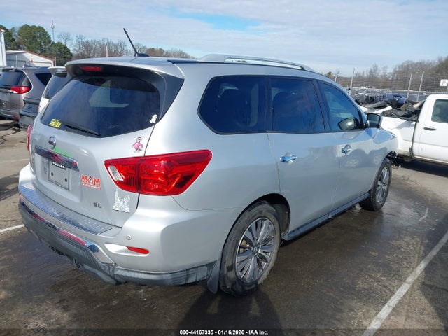 Nissan Pathfinder Sl