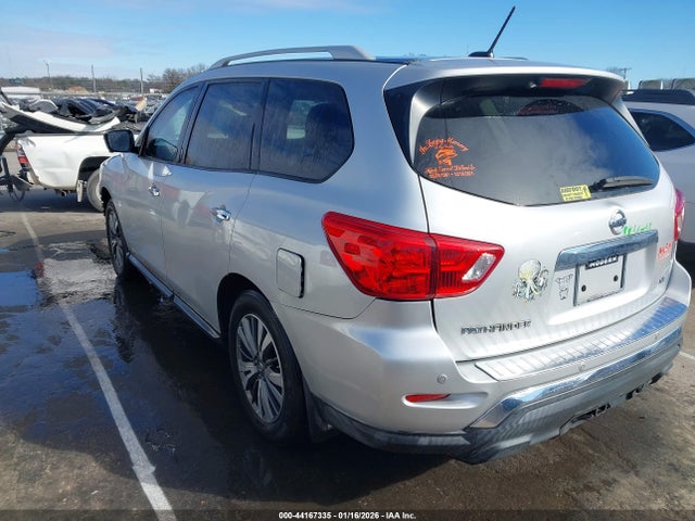 Nissan Pathfinder Sl