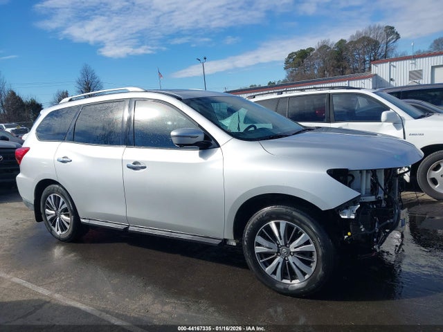 Nissan Pathfinder Sl