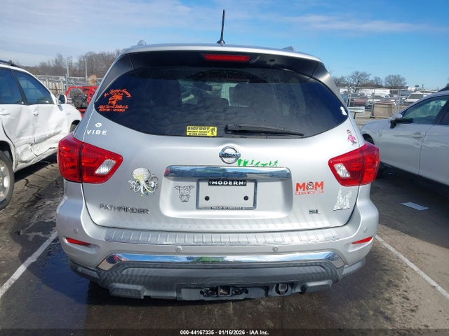 Nissan Pathfinder Sl