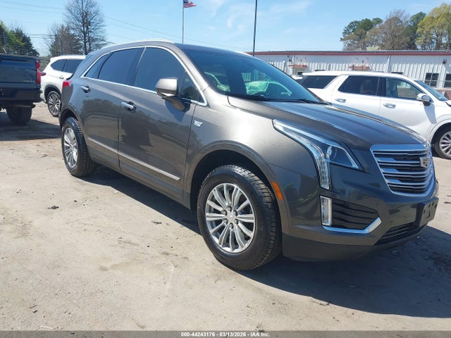 Salvage Cadillac XT5 Image