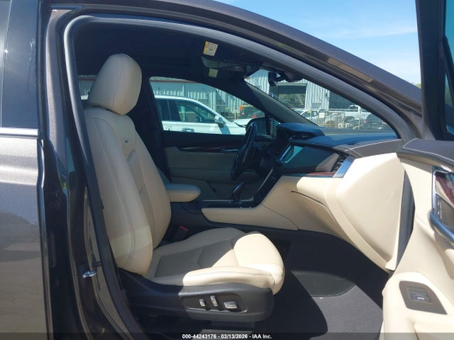 Cadillac XT5 Luxury