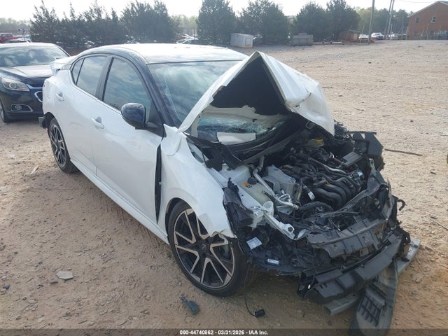 Salvage Nissan Sentra Image