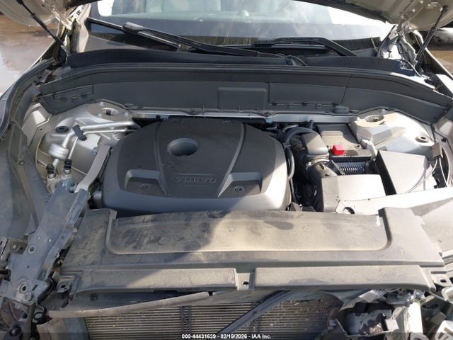 Volvo XC90 T6 Momentum