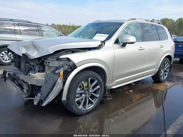 Volvo XC90 T6 Momentum