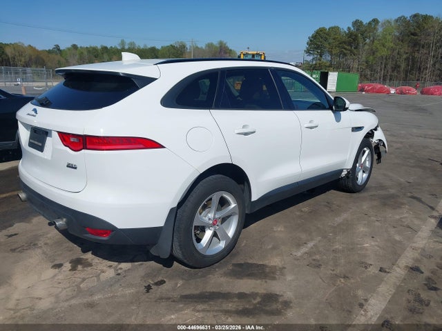 Jaguar F-PACE 35t Premium