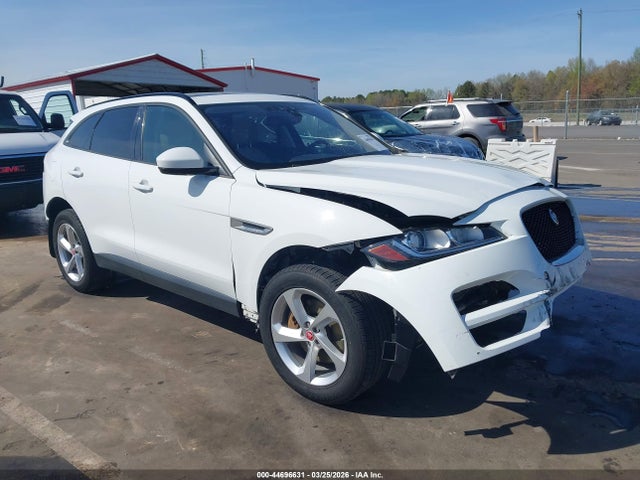Salvage Jaguar F-PACE Image