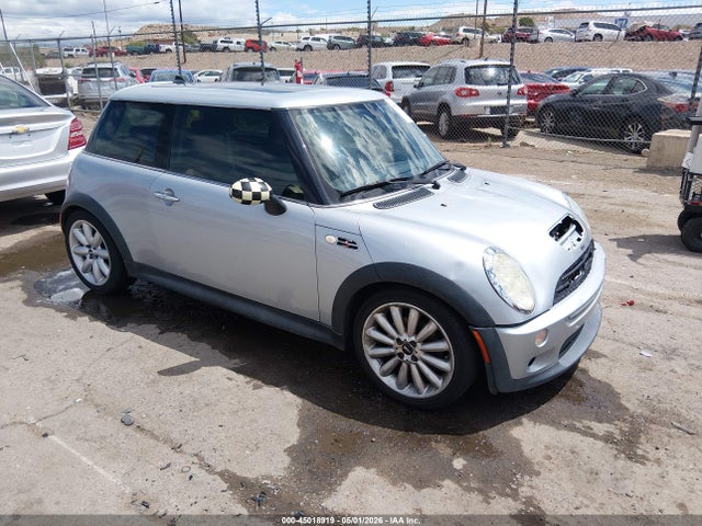 Salvage MINI Cooper S Image