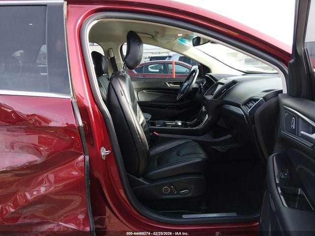 Ford Edge Titanium