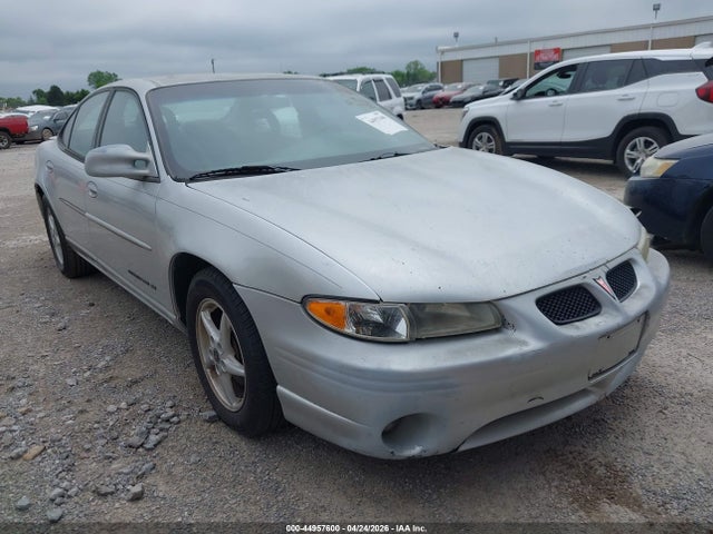 Salvage Pontiac Grand Prix Image