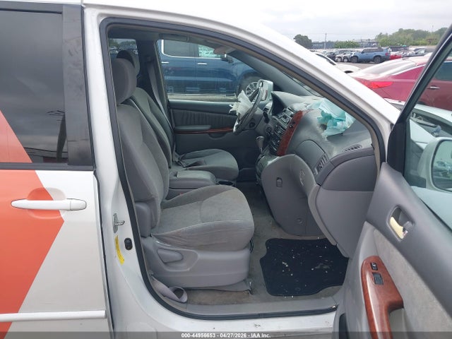 Toyota Sienna Xle