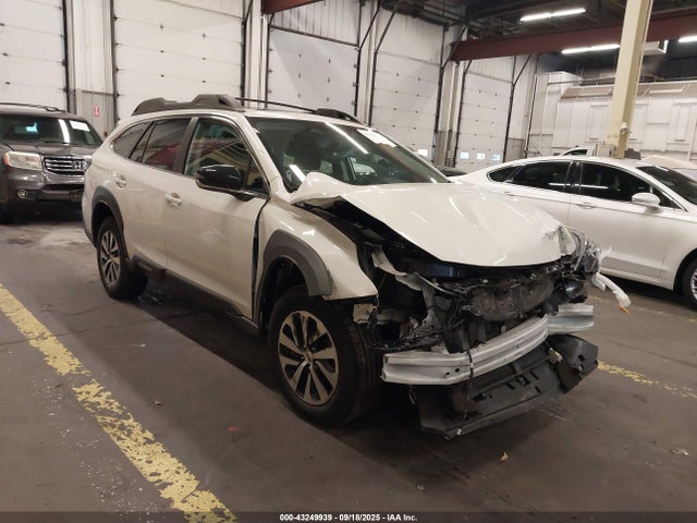 Salvage Subaru Outback Image