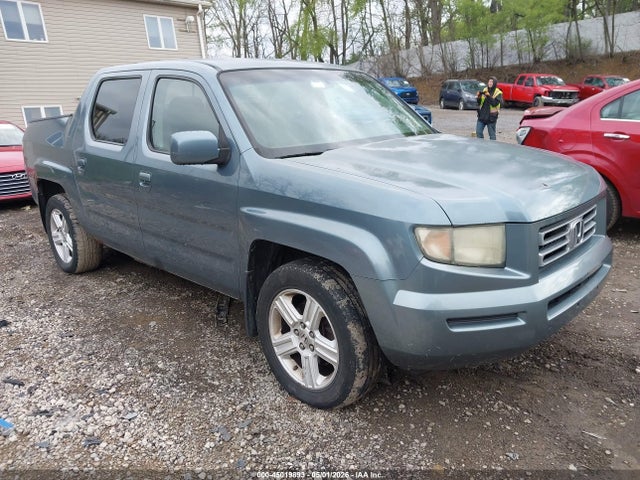 Salvage Honda Ridgeline Image