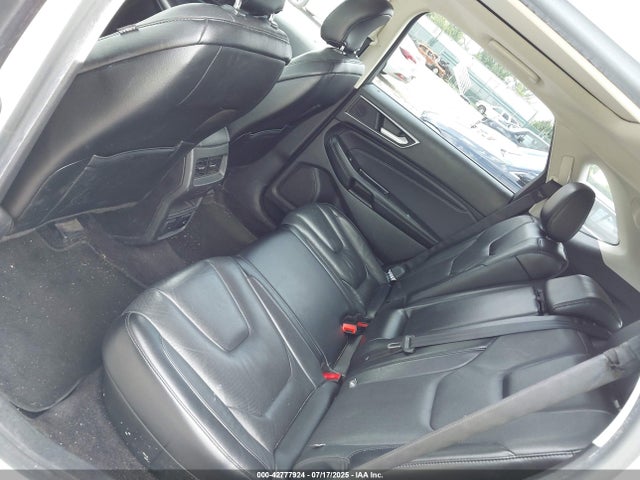 Ford Edge Titanium