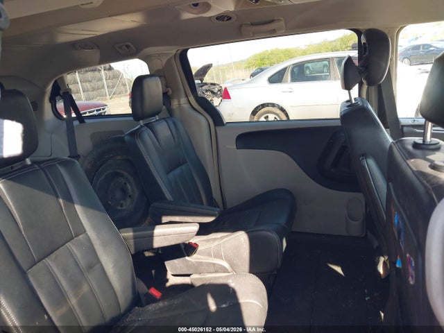 Chrysler Town & Country Touring