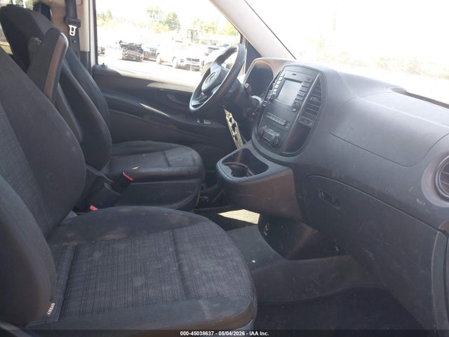 Mercedes-Benz Metris